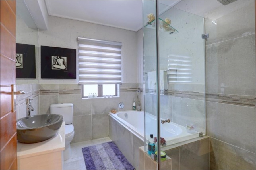 To Let 3 Bedroom Property for Rent in Kingswood Golf Estate Western Cape